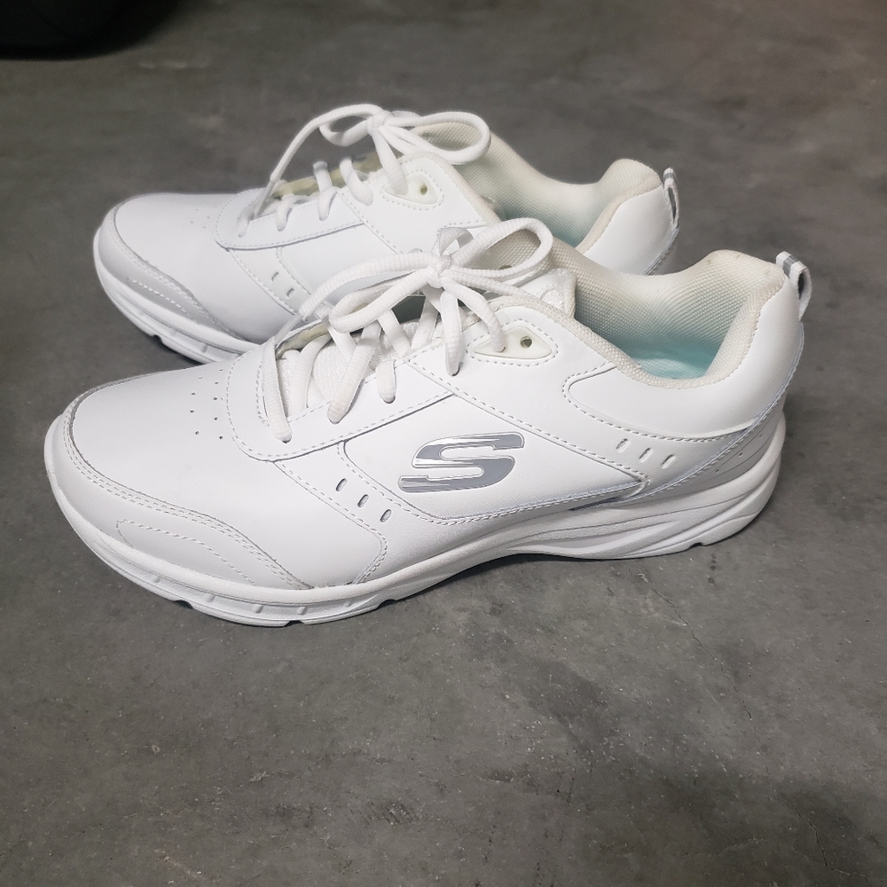 Skechers